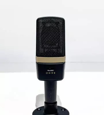 AKG - C314 Professional Multi-Pattern Condenser Microphone 2